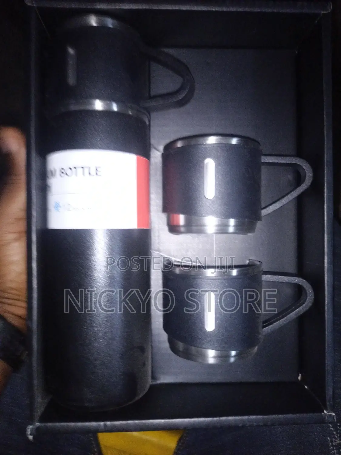 Stainless Steel Thermo Vacuum Insulated Bottle With Cup