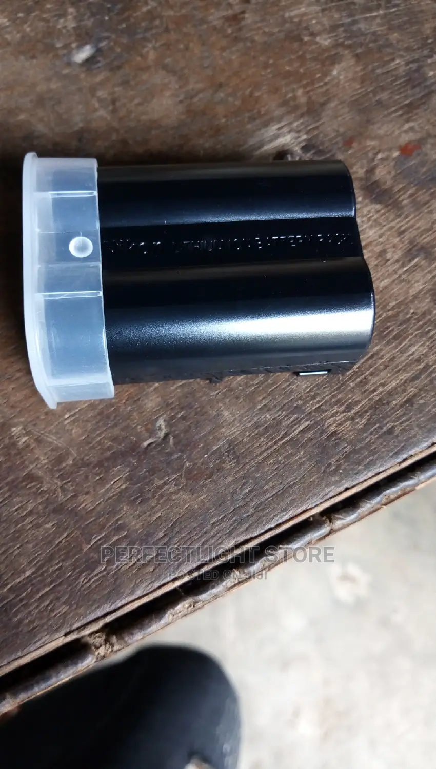 Nikon Battery
