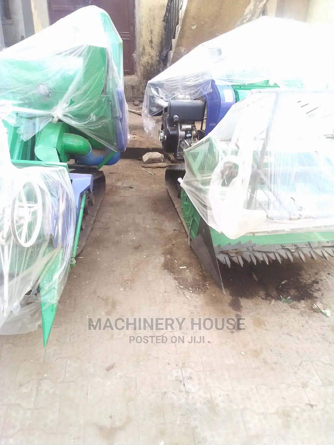 Mini Combine Harvesters Rail Track Tyres