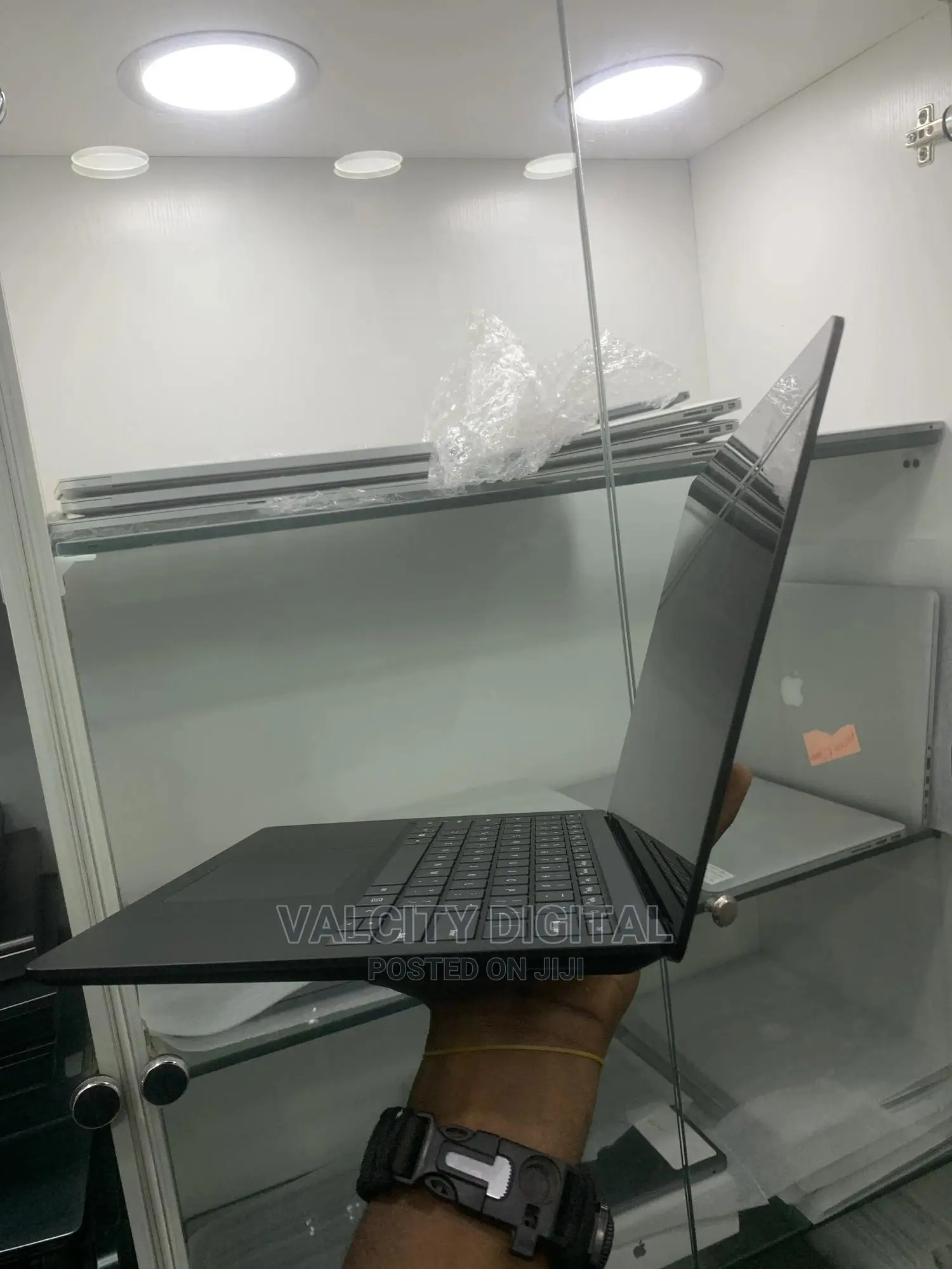 Laptop Microsoft Surface Laptop 8GB Intel Core I5 SSD 512GB