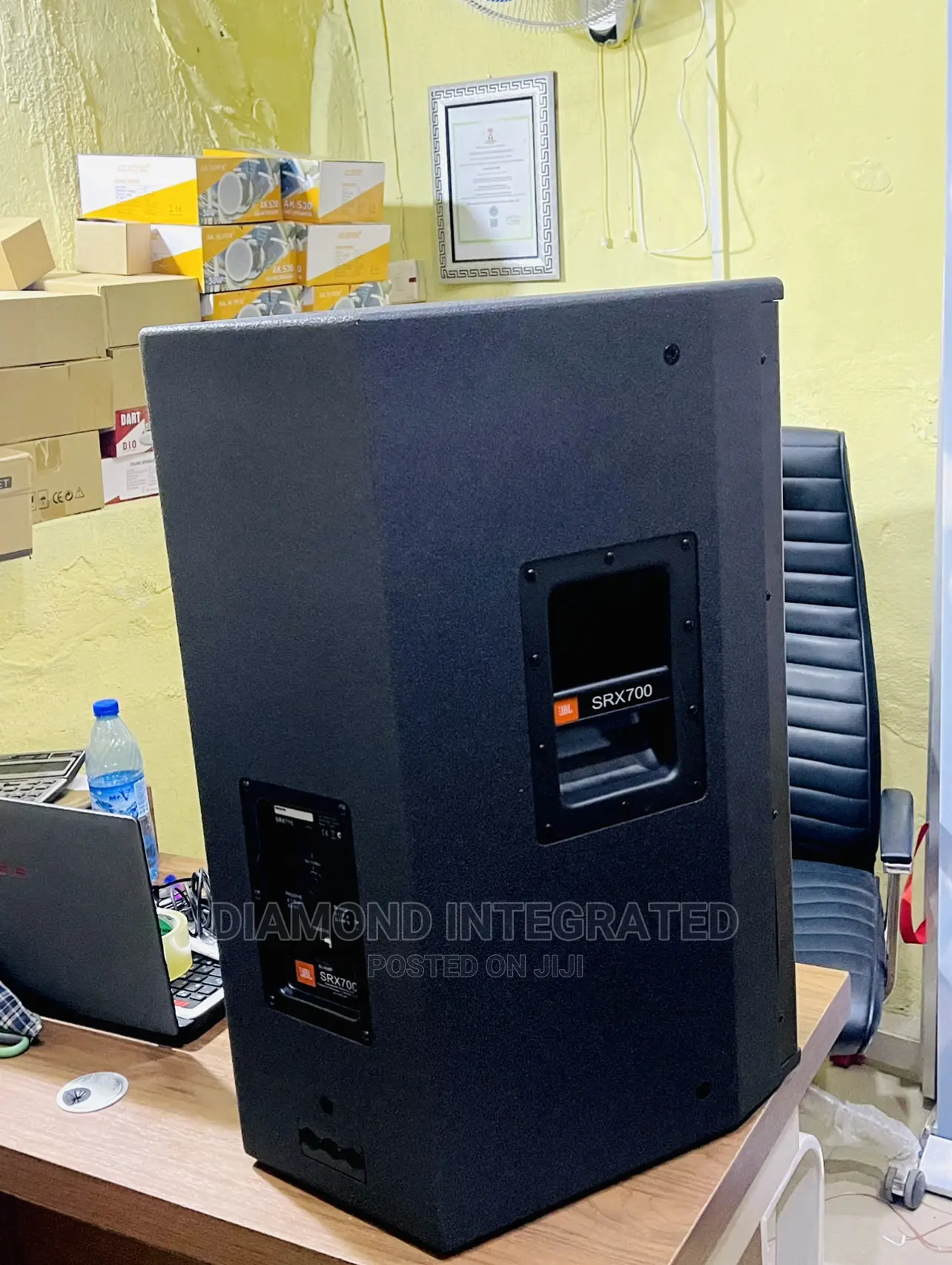 JBL 15 Inches Hanging Speaker