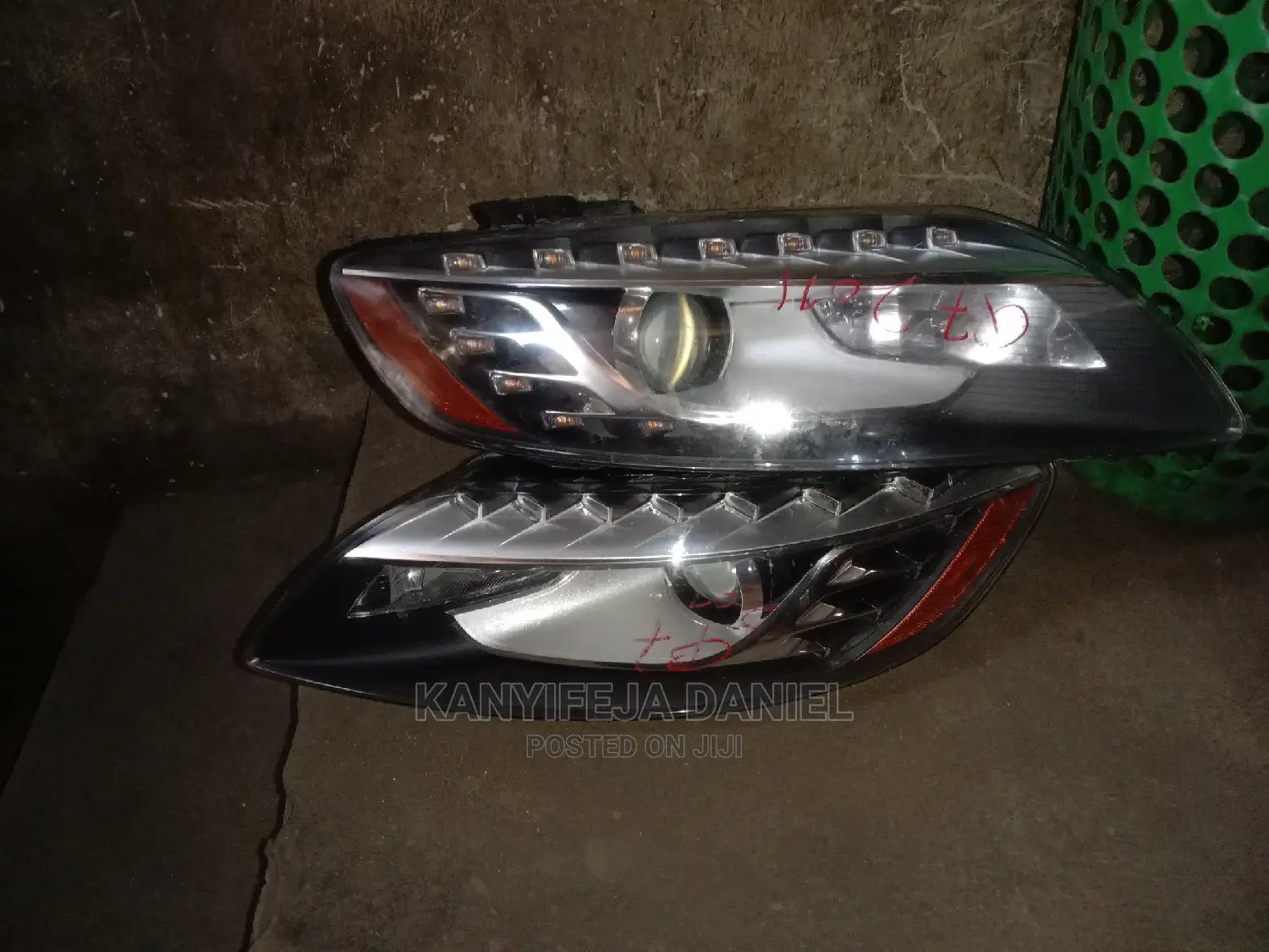 Headlight Audi Q7 2014