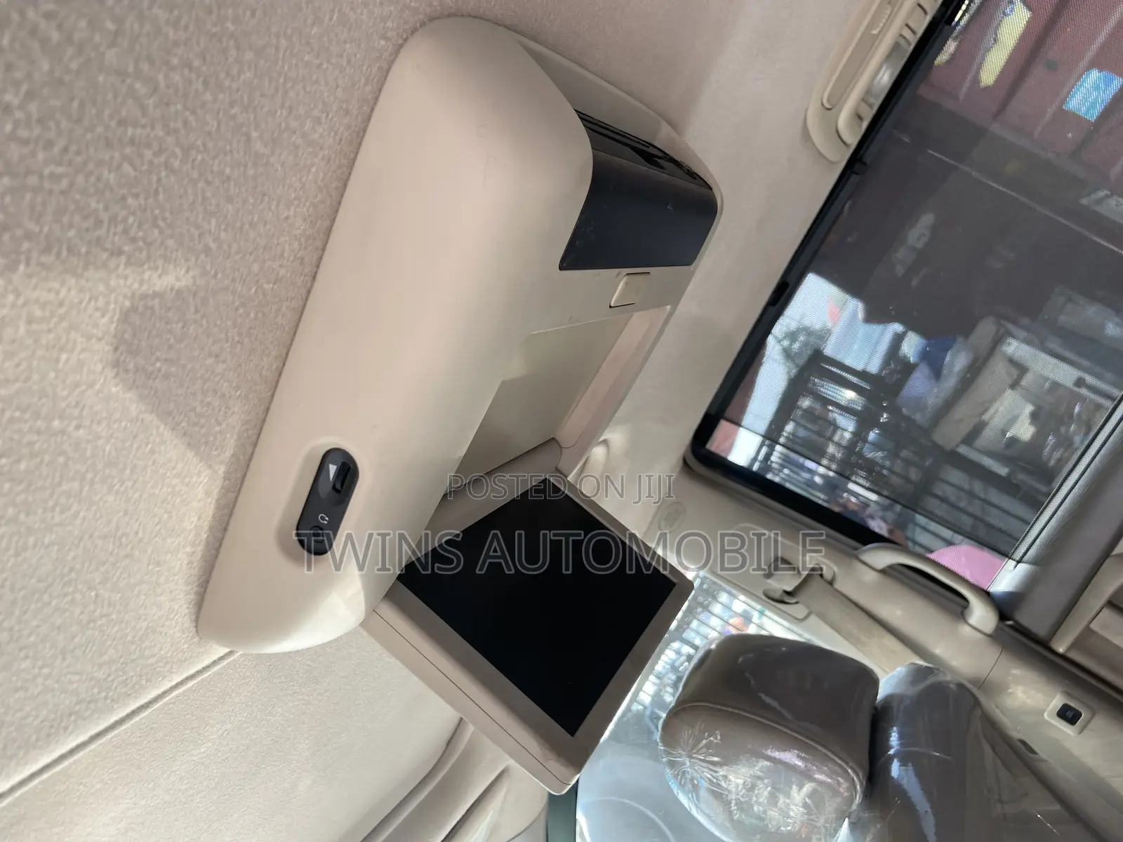 Toyota Sienna XLE Limited 4WD 2008 Gold