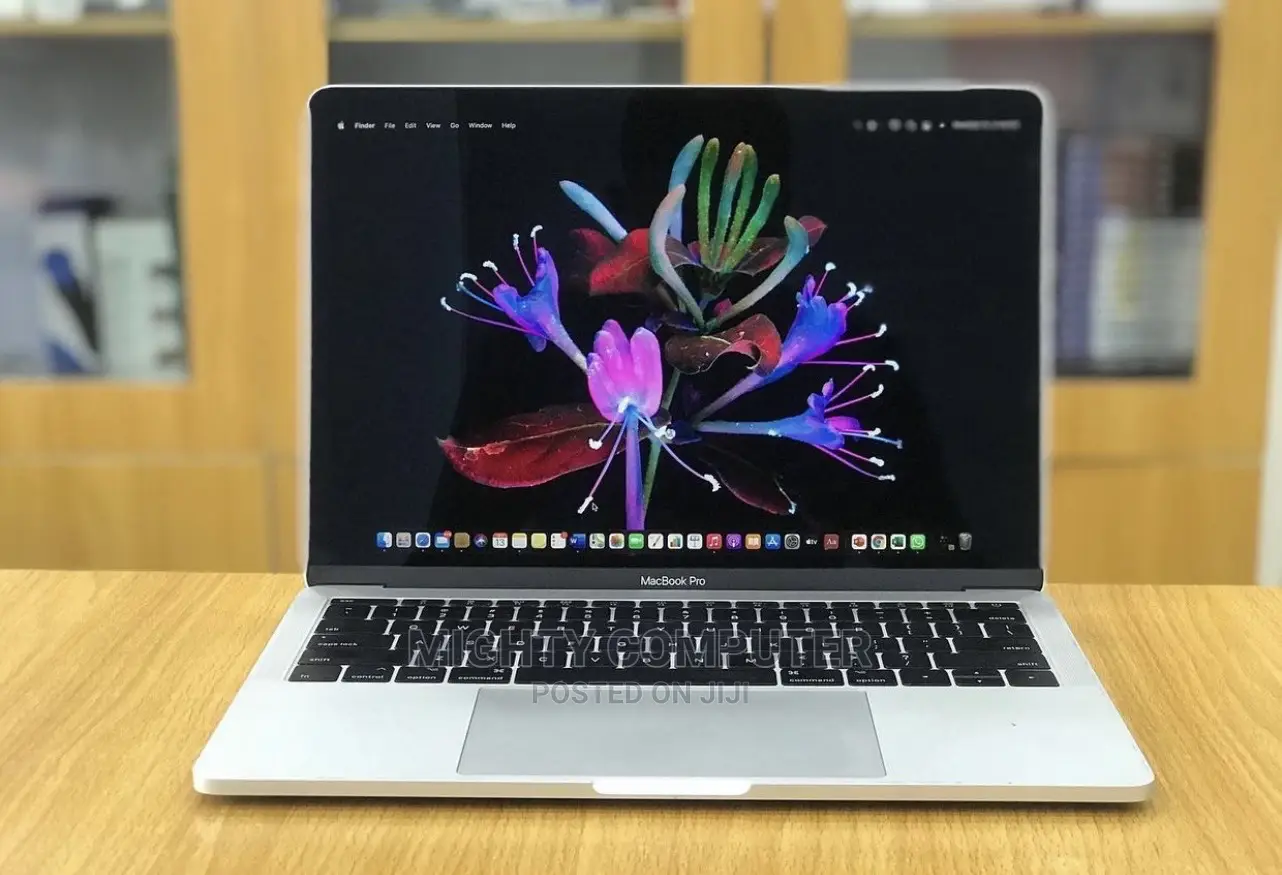 Laptop Apple MacBook Pro 2020 8GB Intel Core i5 256GB
