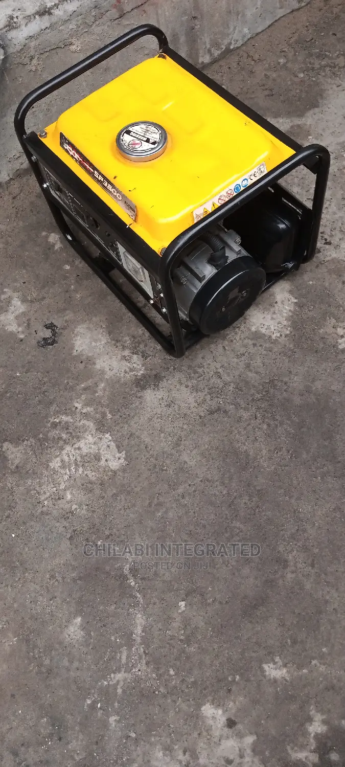 Few Months Old 1.8KVA SENWEI SP3800 Medium Size Generator