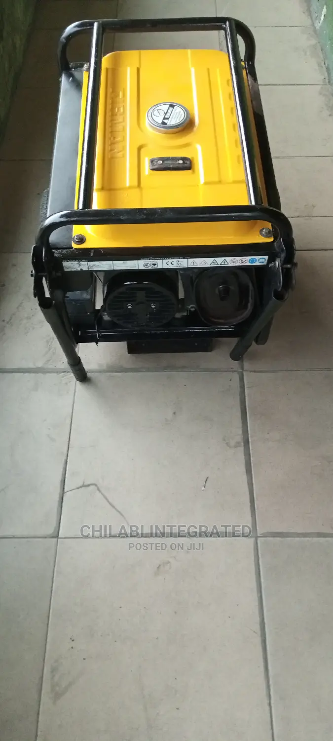 Fairly Used, 2.8KVA SUMEC FIRMAN SPG3000E2 Copper Generator