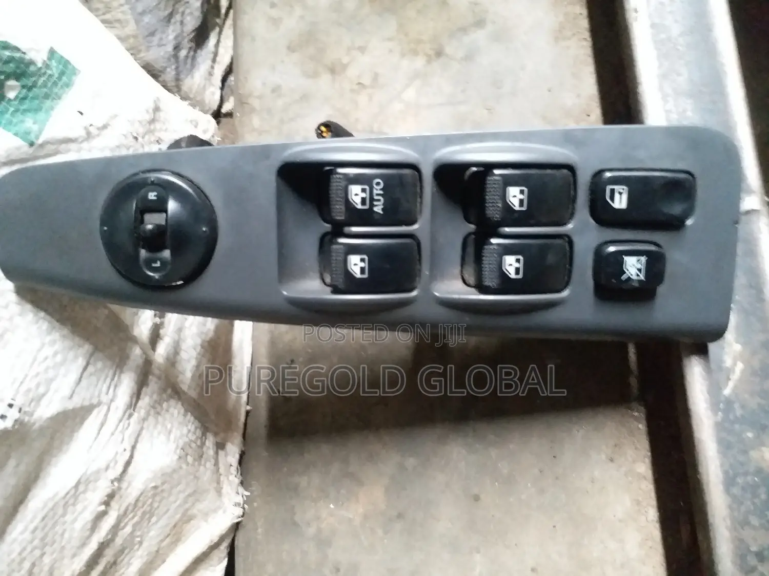 Power Window Button for Kia Cerato 2006 Model