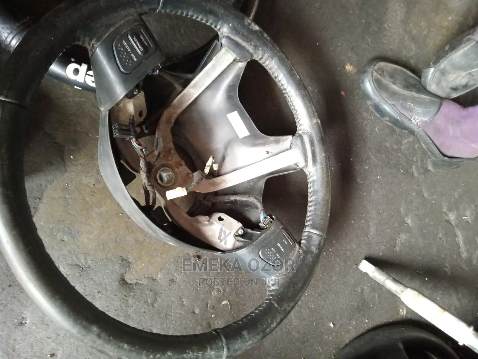 Ford Liberty Stearing Wheel 2002/2005 Model Direct Tokunbo