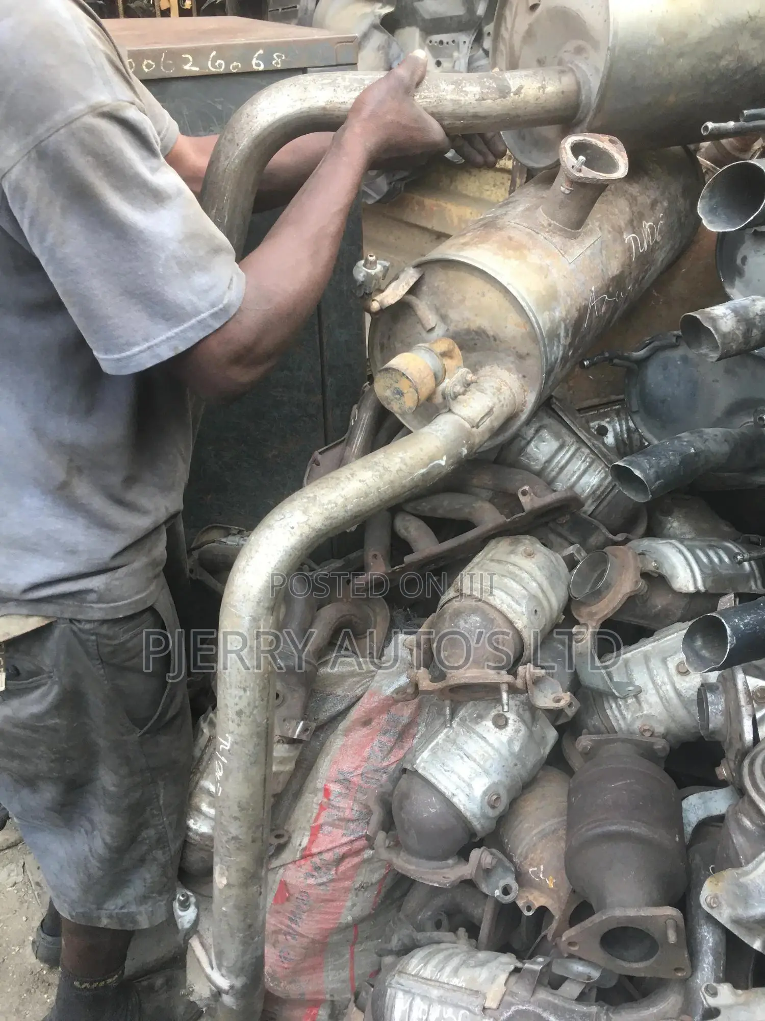 Toyota Sienna 2wd 2005 Exhaust Silencer Pot
