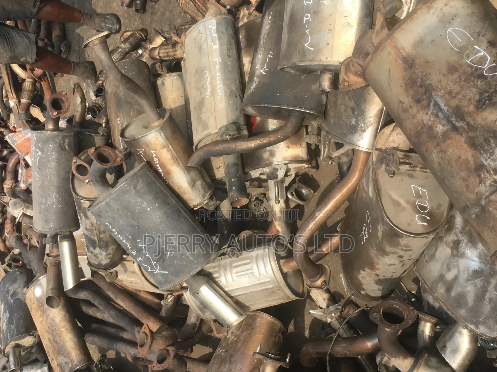 Toyota Exhaust Silencer Pot Camry, Lexus ES350