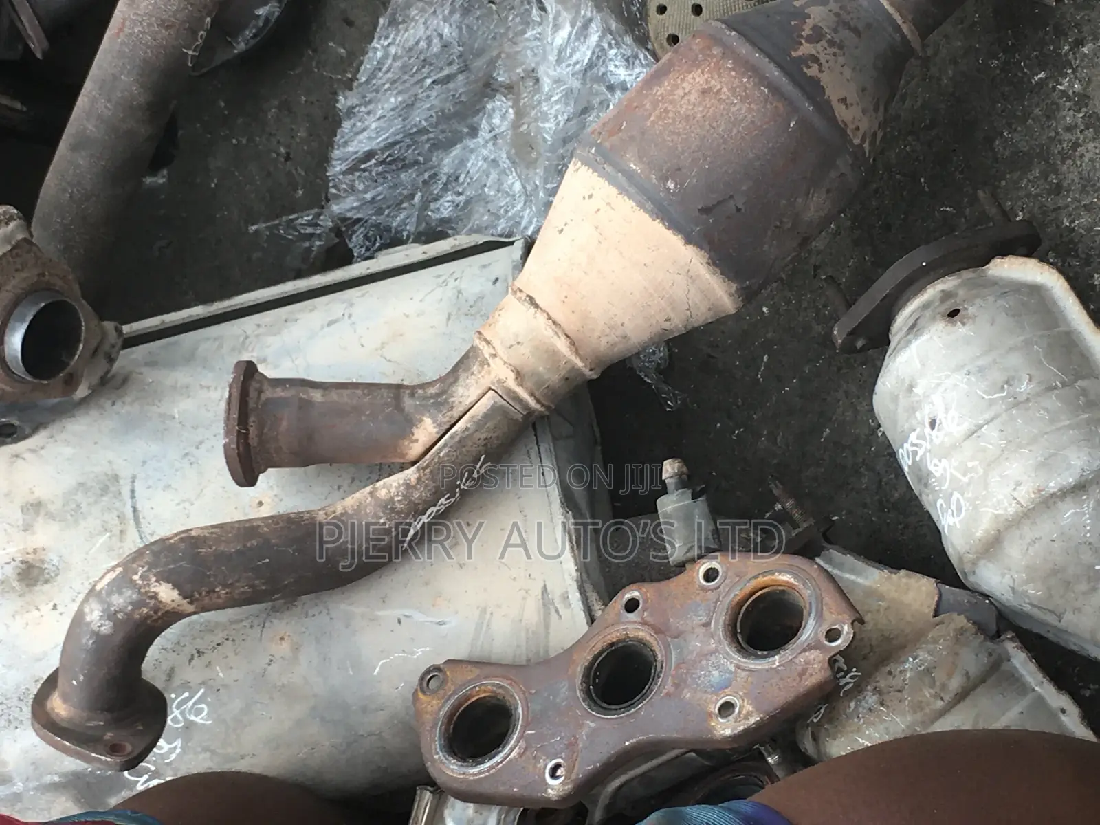 Toyota Highlander 2015 Catalyst Converter