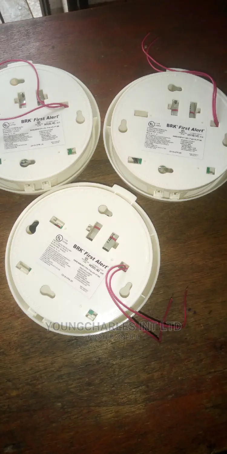 Electric and Battery Type Smoke Detector .