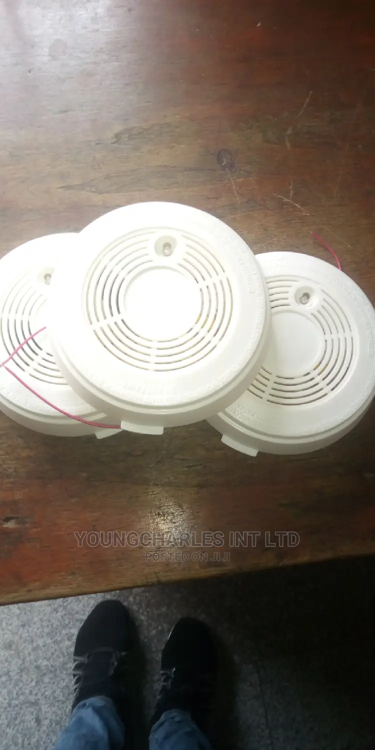 Electric and Battery Type Smoke Detector .