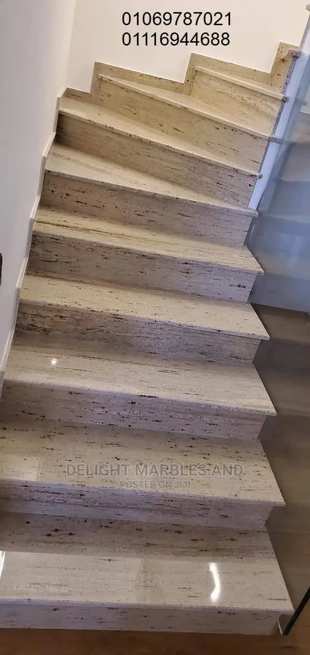 Best Finish White Carrara Staircase Marble