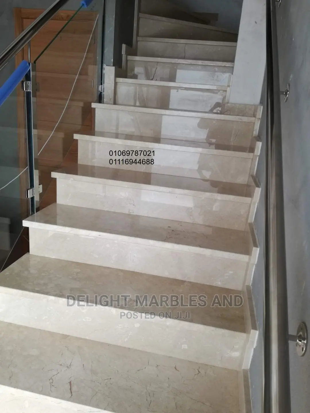 Best Finish White Carrara Staircase Marble
