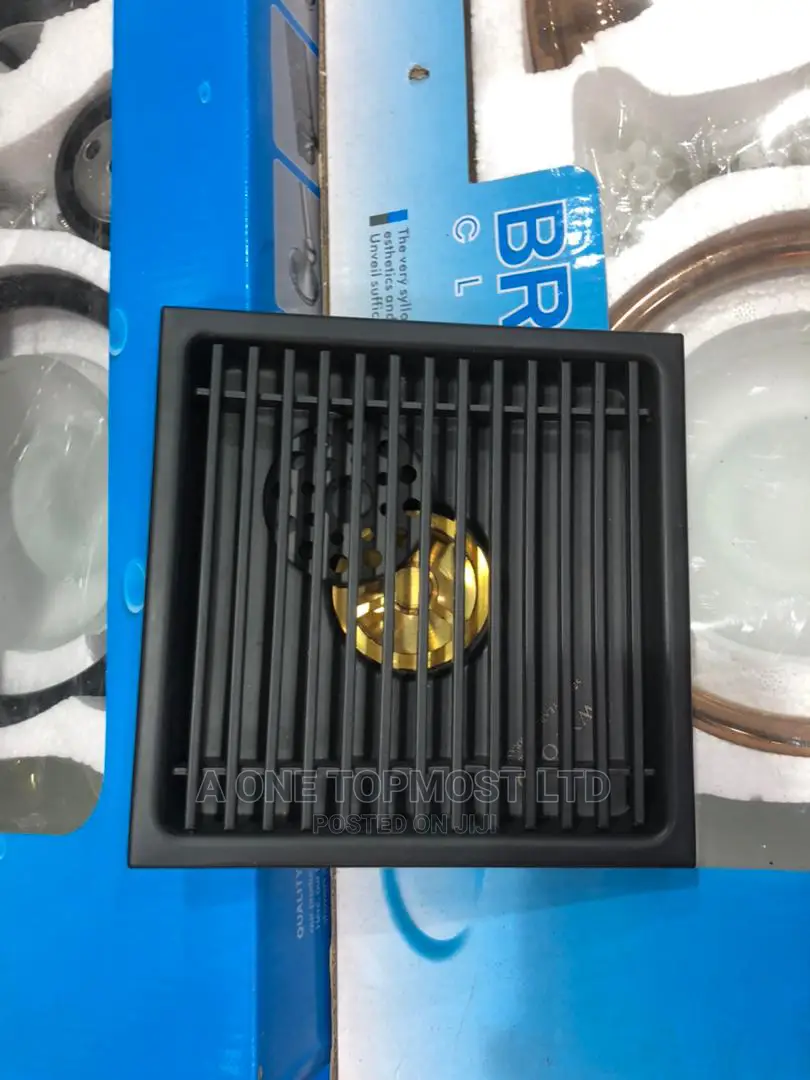 Black Floor Drain (15cm)
