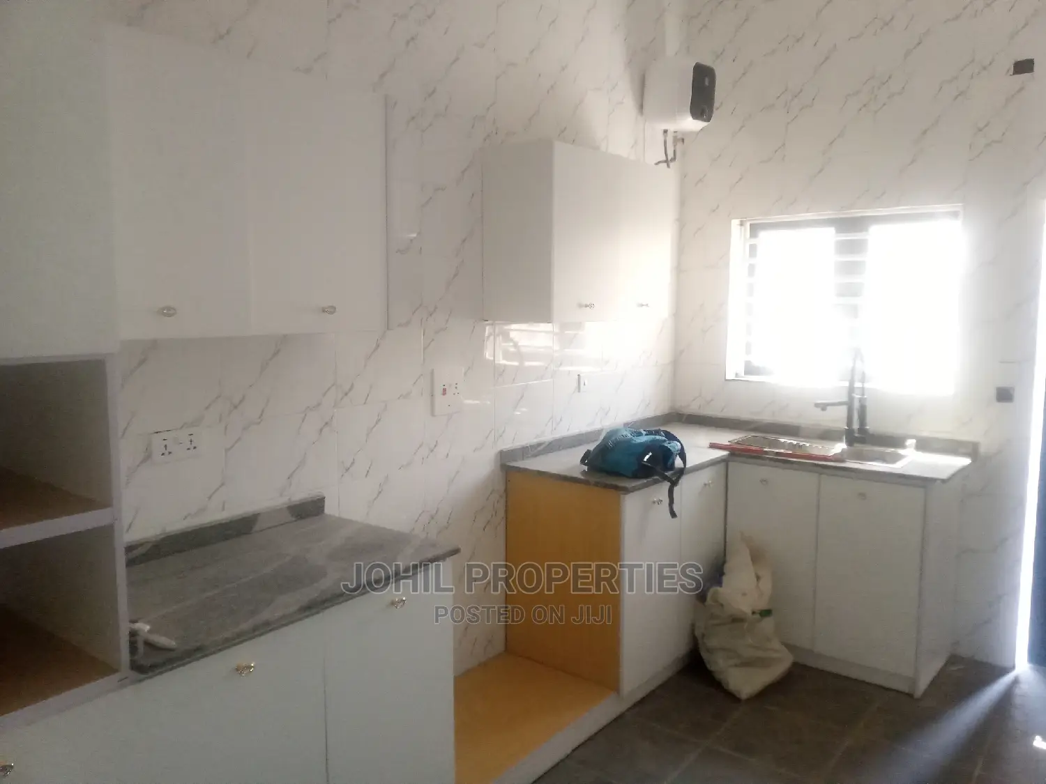 3 Bedroom Terrace in Naf Valley Estate, Asokoro for Sale