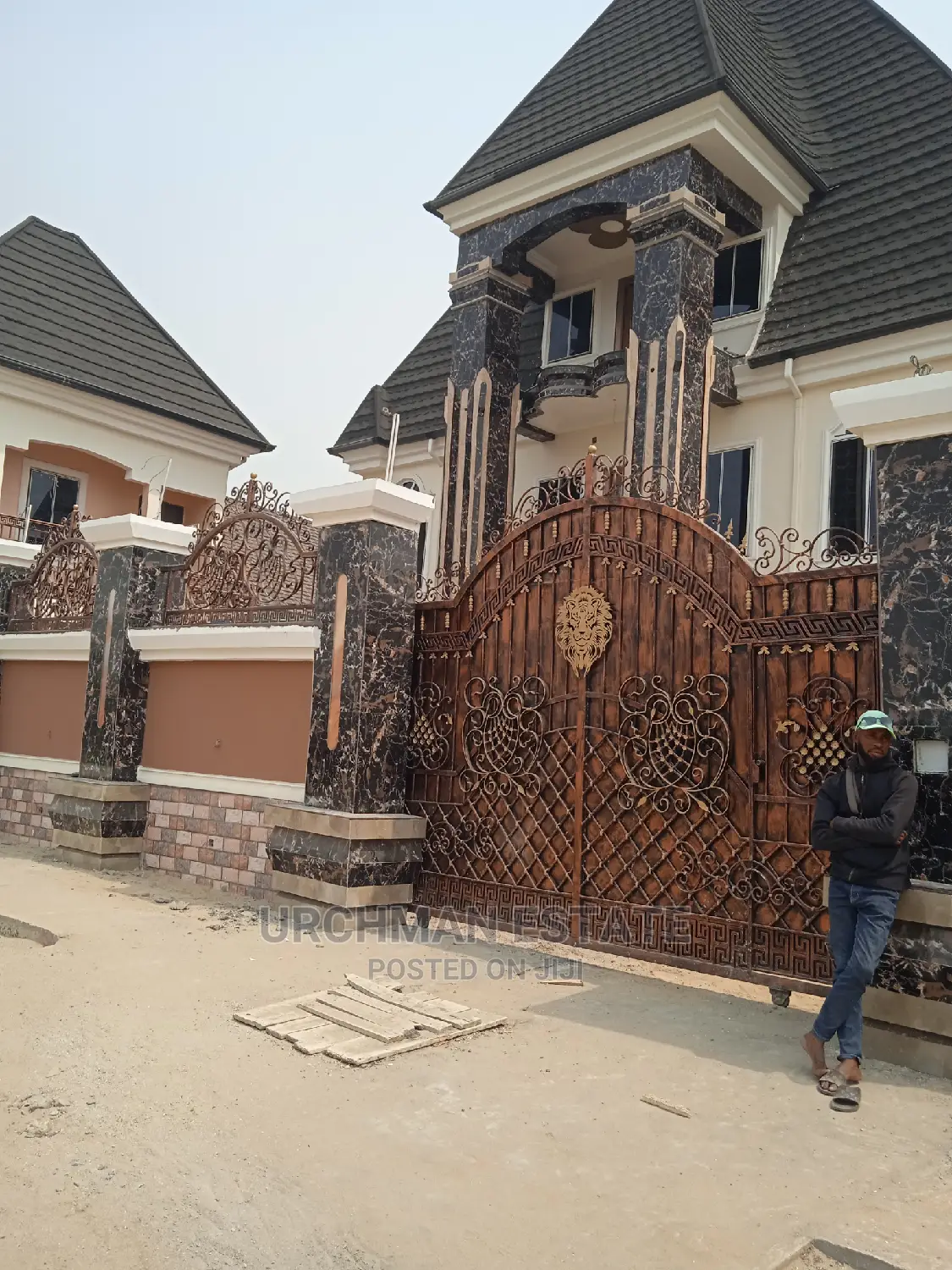 Furnished Mini Flat in Diamond Estate, Abule Ado for rent