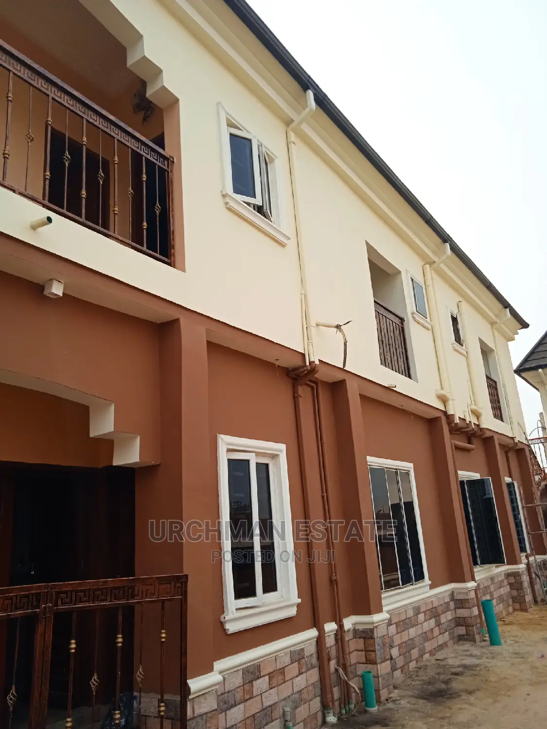 Furnished Mini Flat in Diamond Estate, Abule Ado for rent