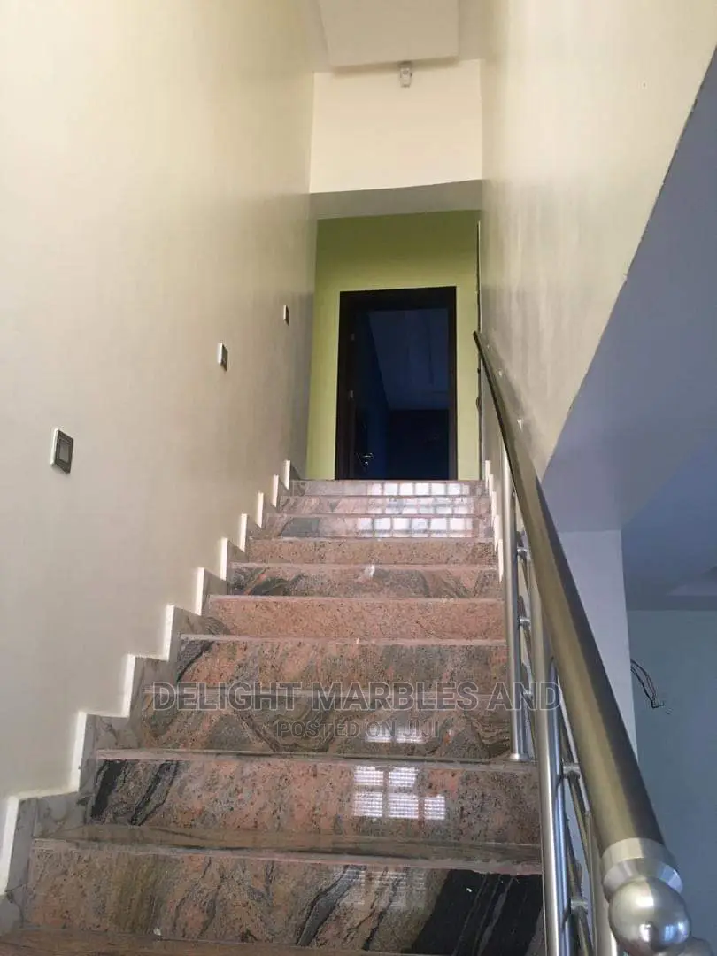 Durable Marble and Granites Glazed Floor / Wall Tiles.