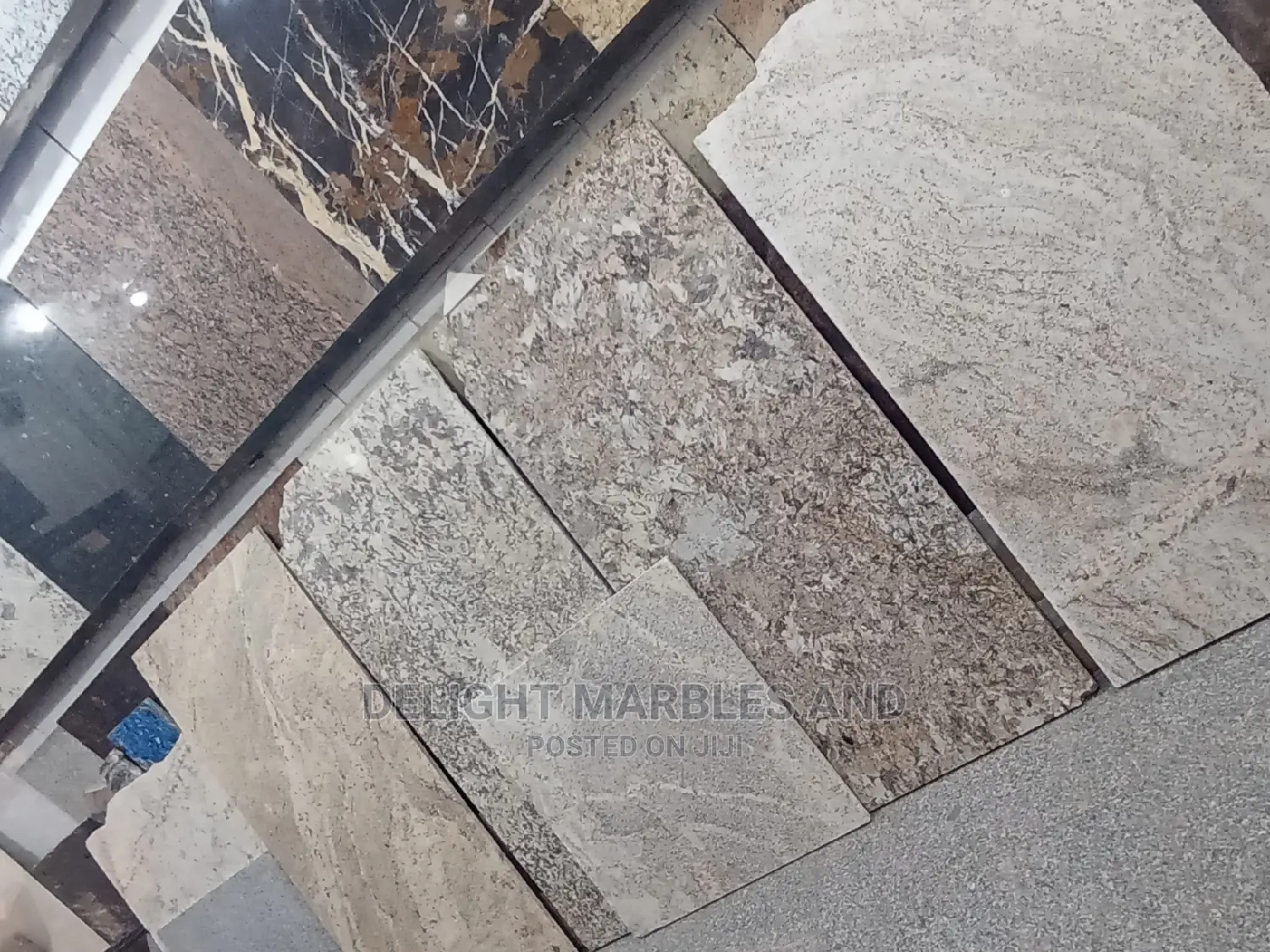 Durable Marble and Granites Glazed Floor / Wall Tiles.