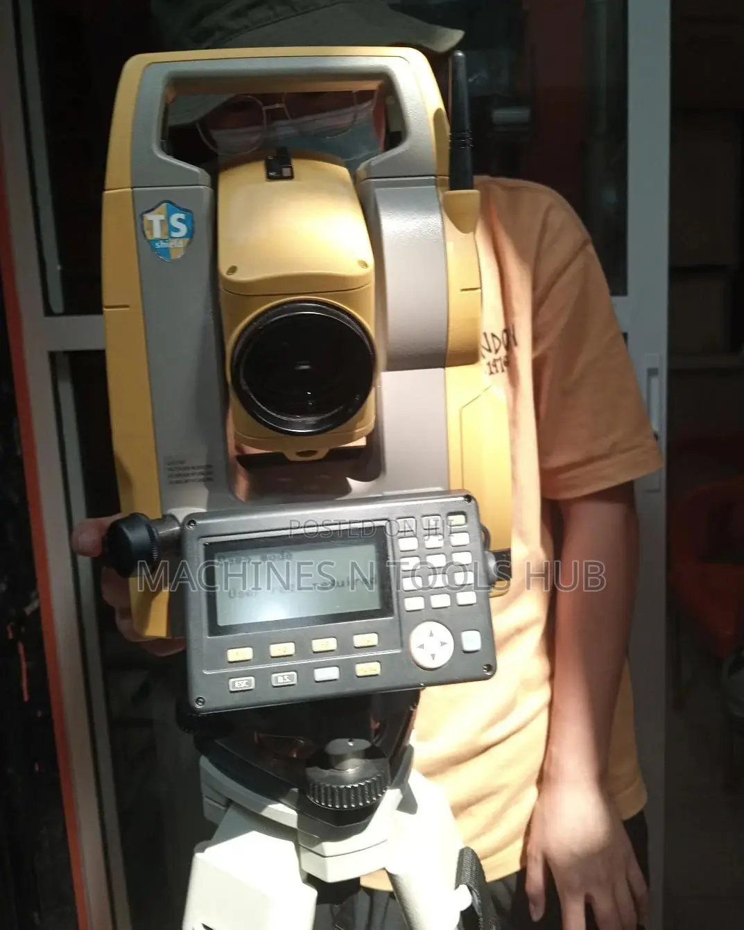 Total Station Level Laser With Tripod Stand