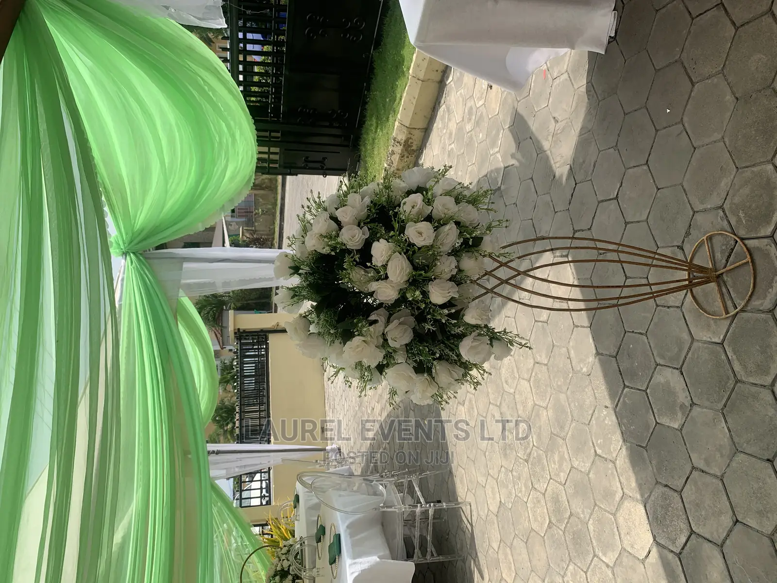 Rent Red Green Carpet, Ring Centrepiece, Tall Vases
