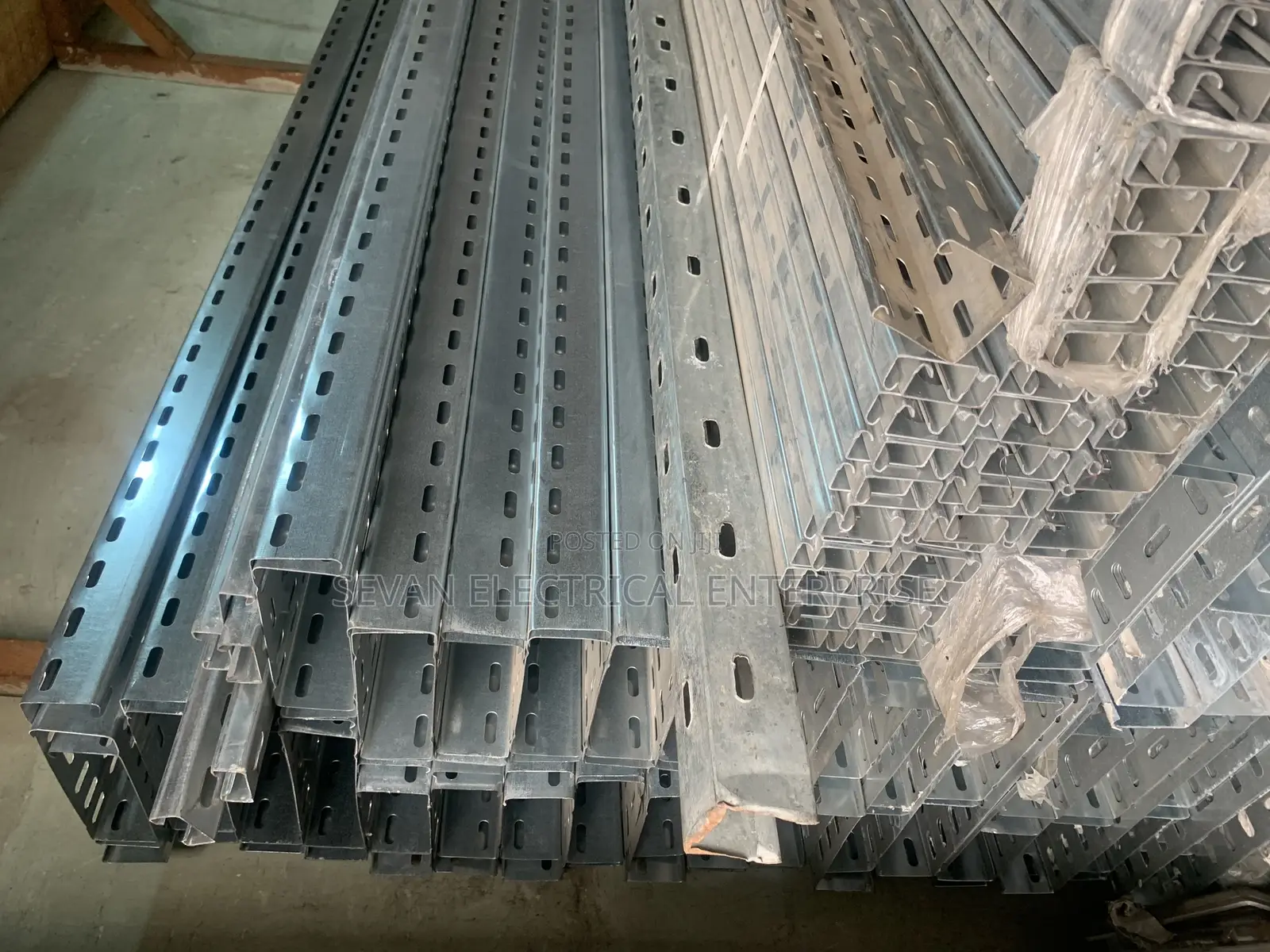 200mm Cable Tray