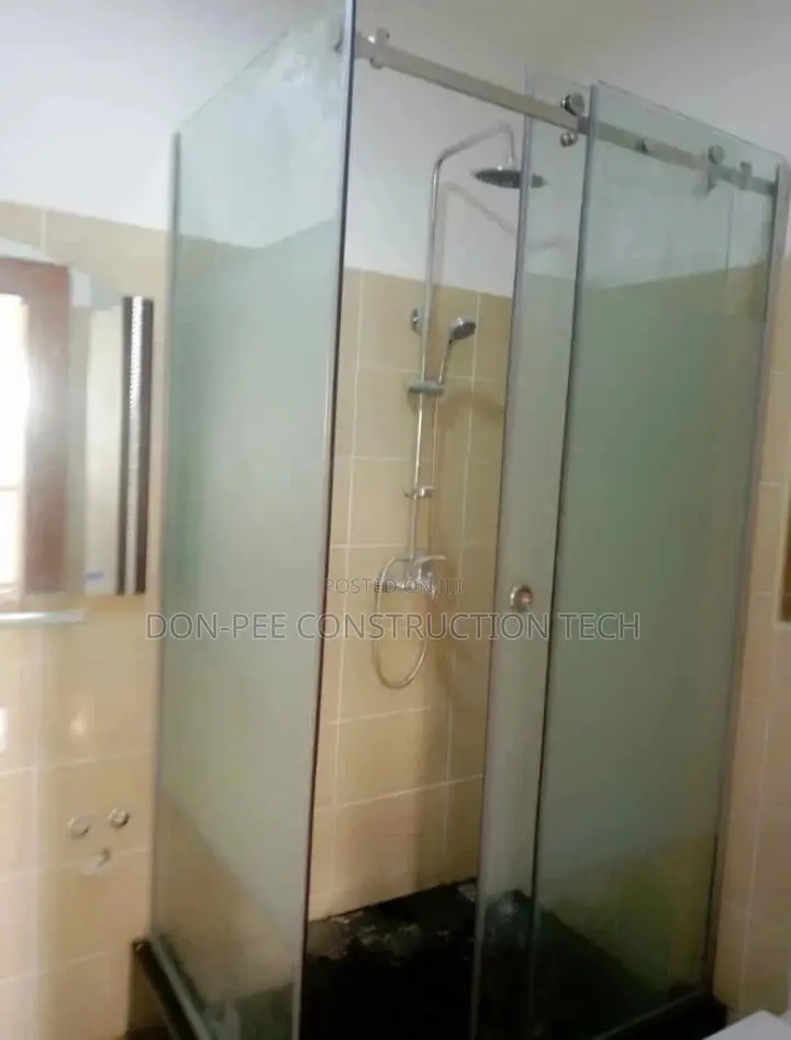 Plane Glass