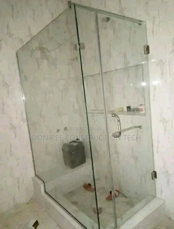 Plane Glass