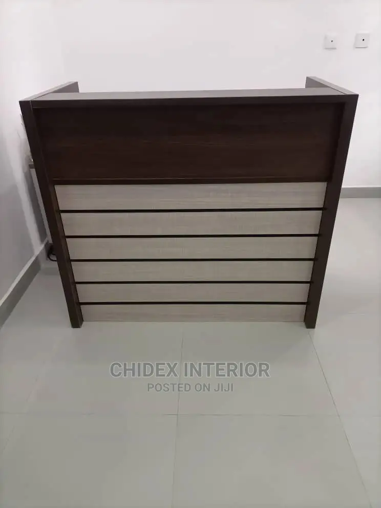 Reception Table 1.2 Mtr