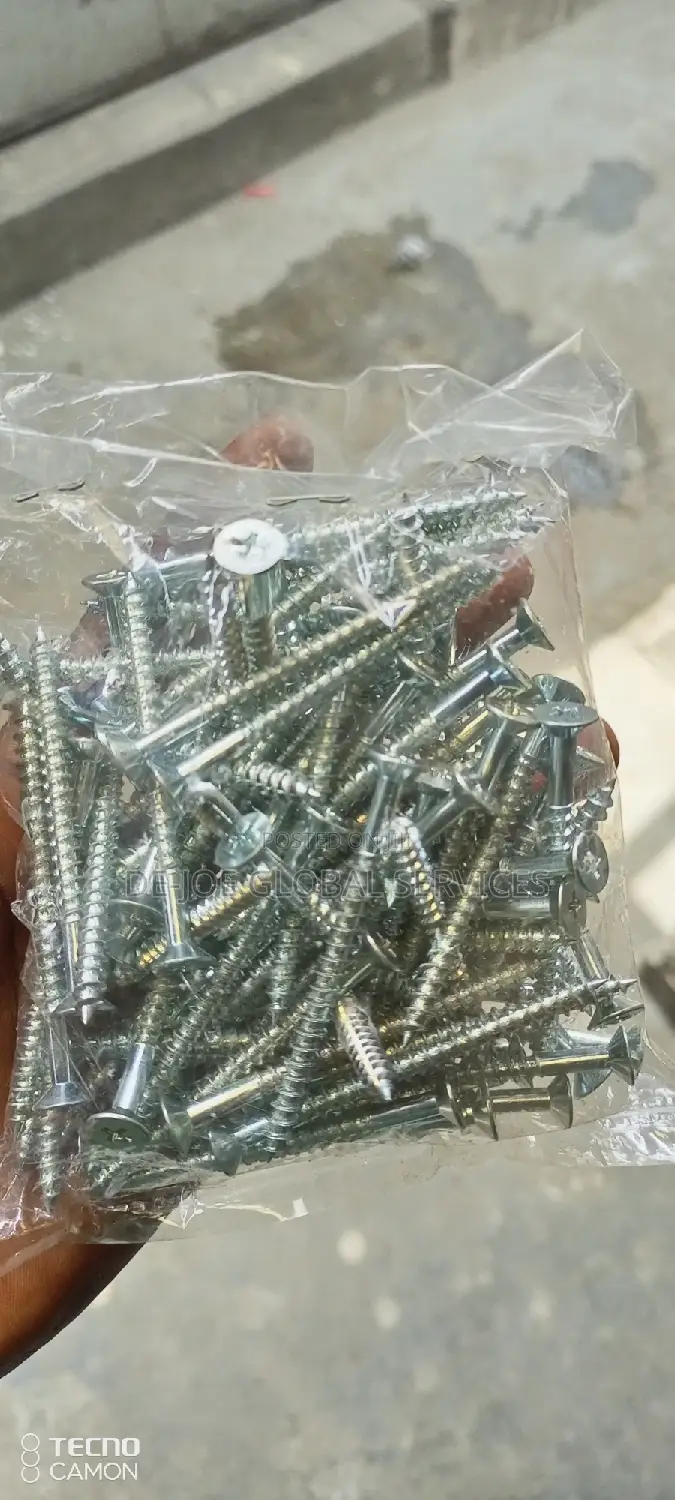 10 X 60 ( 2 1⁄2 100pcs in a Pack ) Tapping Screw Steel