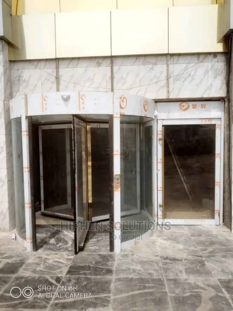 Commercial 2 Wings Glass Automatic Revolving Door