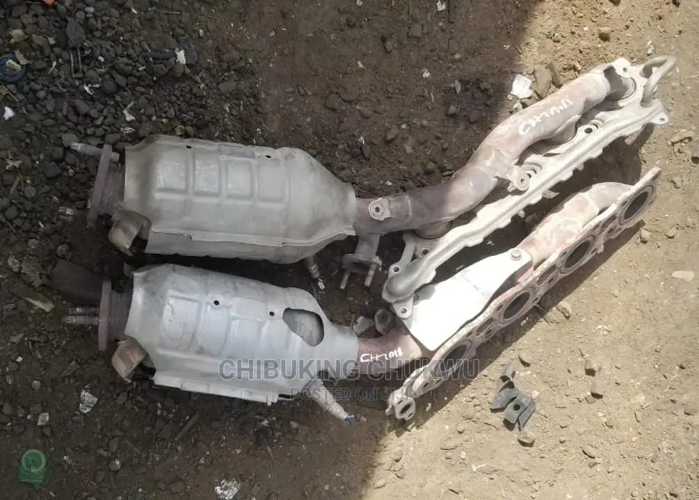 GX-460 Lexus Catalyst Manifold Exhaust.