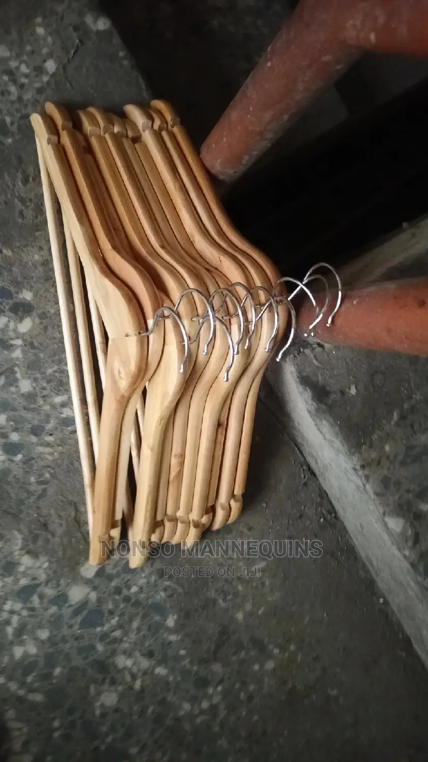 10 Pieces Wooden Clothes Hangerrss