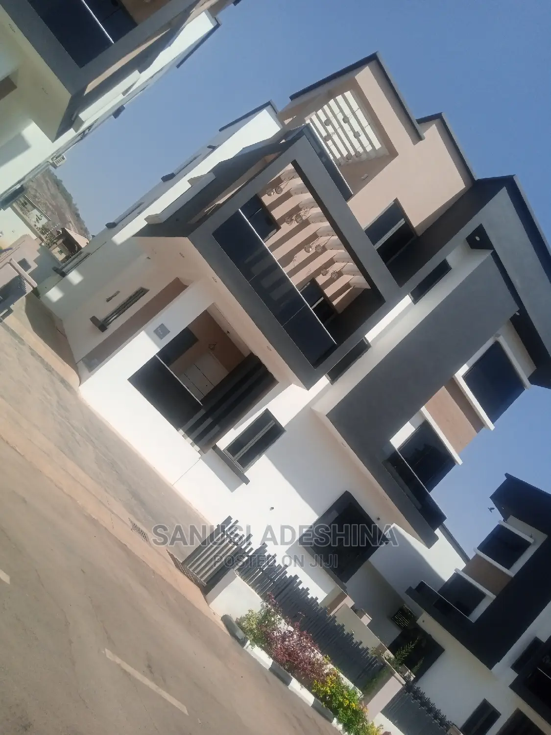 6bdrm Duplex in Diplomatic Zone Area for sale