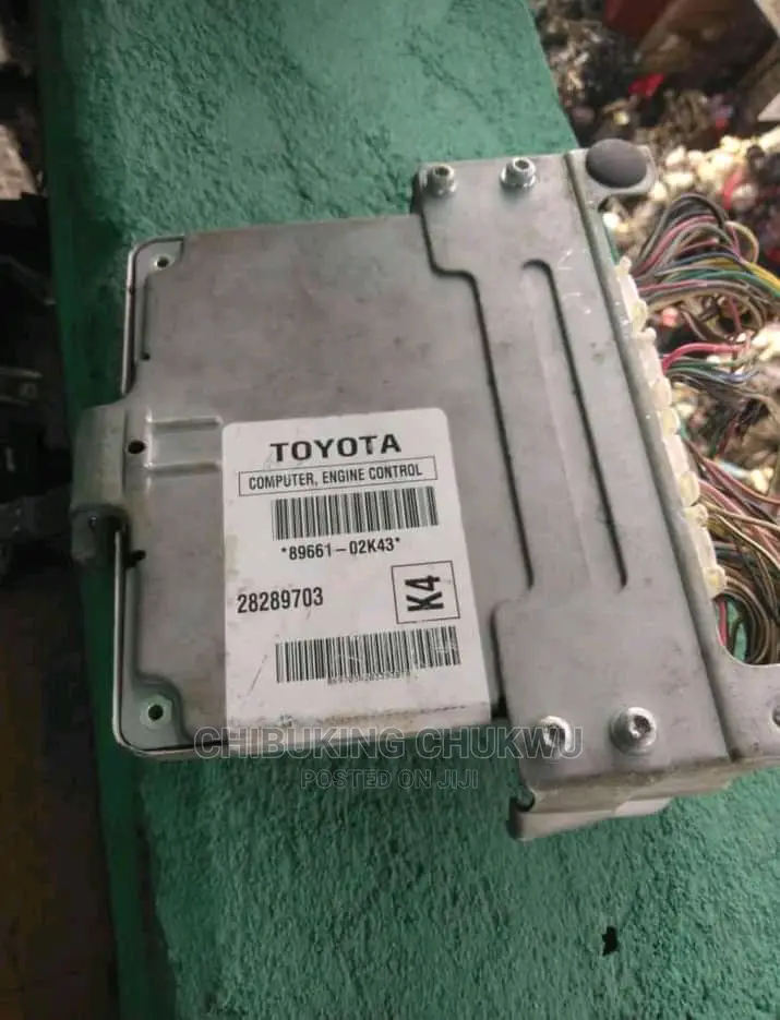 Toyota Corolla 05-07 ECU Brain Box.