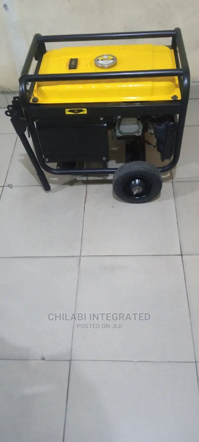 Very Clean, 2.8KVA SUMEC FIRMAN SPG3000E2 Copper Generator