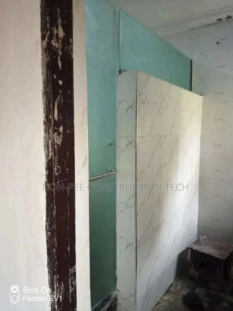 White Glass Shower Cubicle