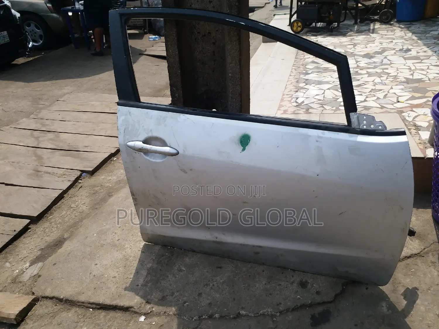 Kia Cerato 2013 Door