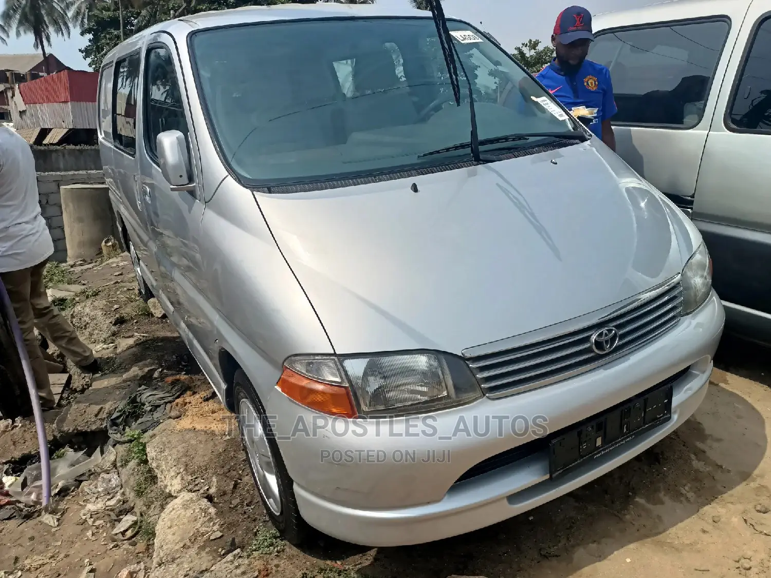 Toyota HiAce 2004 Silver