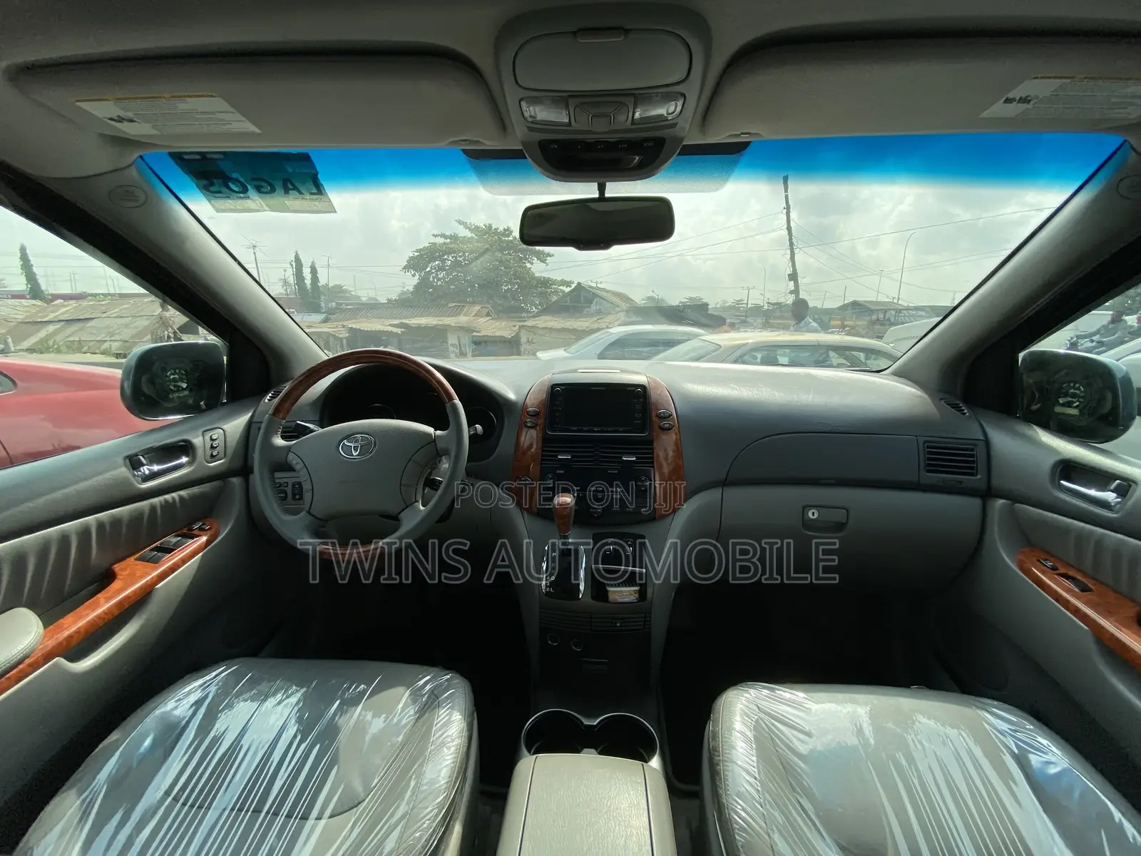 Toyota Sienna XLE Limited 4WD 2008 Gray