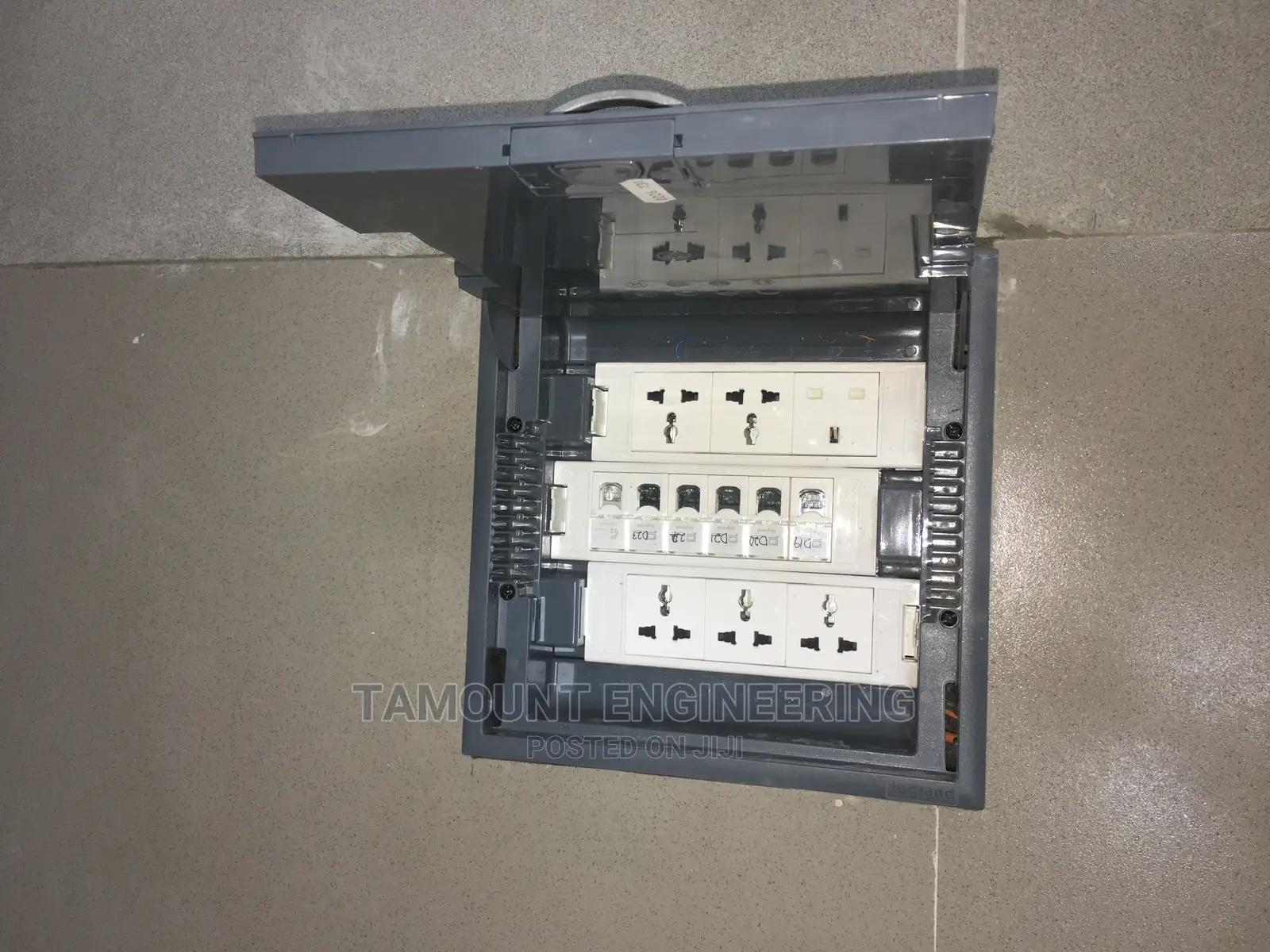 70 Mm Floor Box