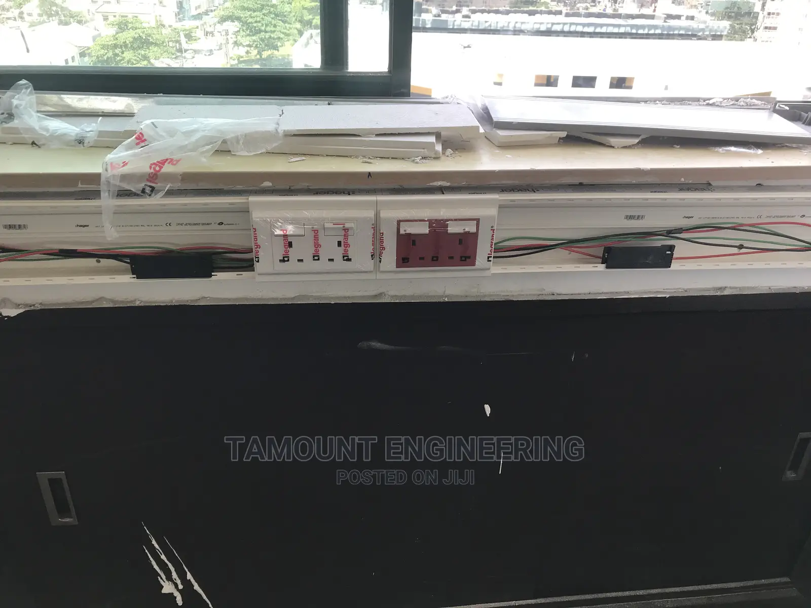 Skirting Trunking 110x40