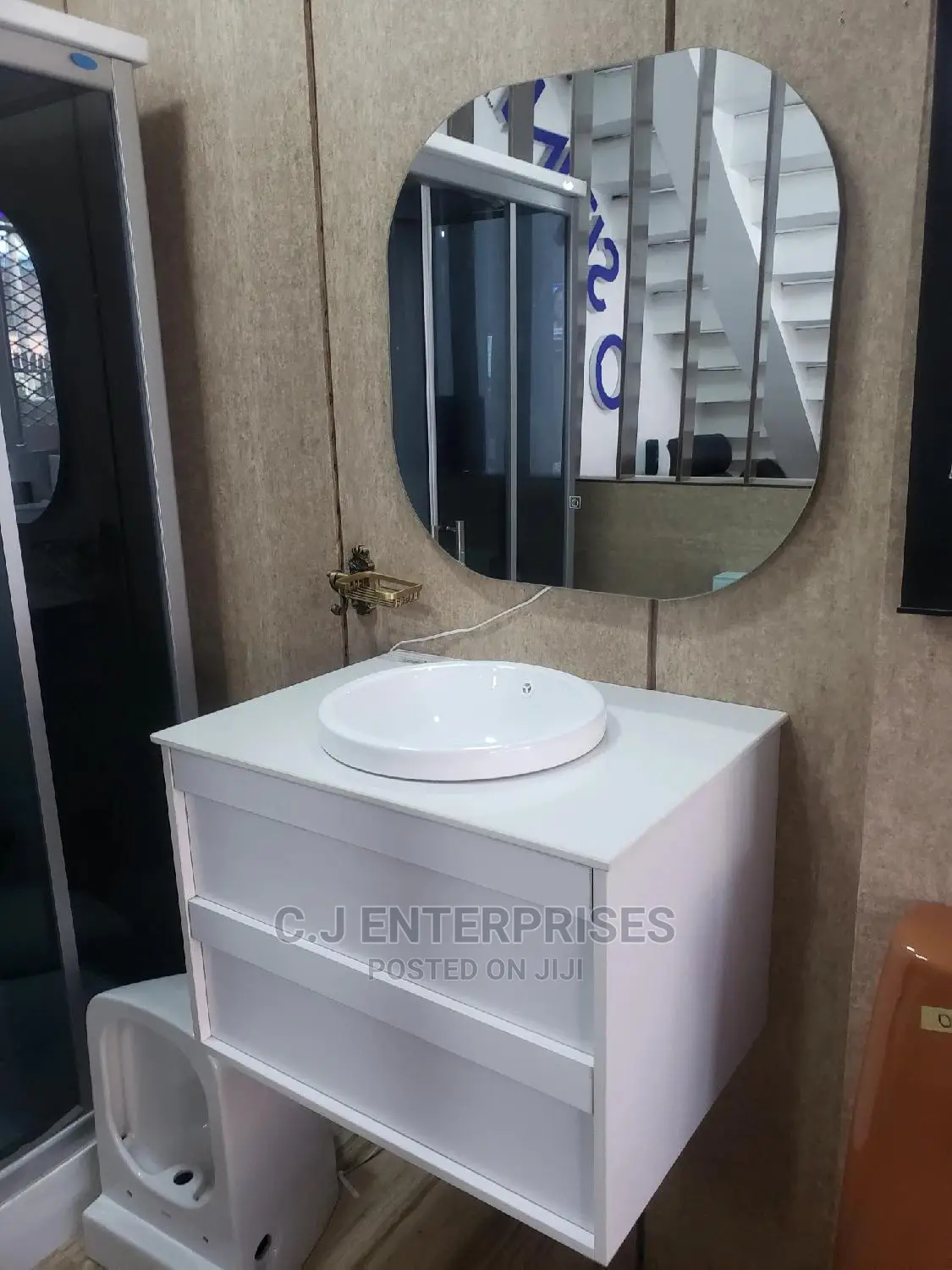 Cabinet Basin With Mirror