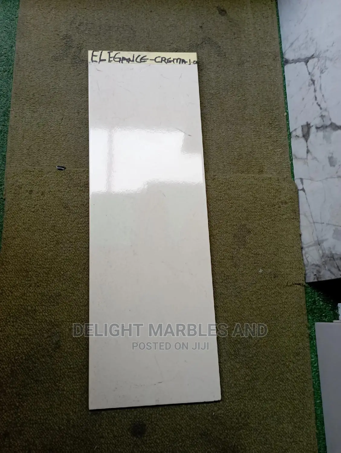 Quality 25 by 60 Glazed Marble Spanish Wall / Floor Tiles.