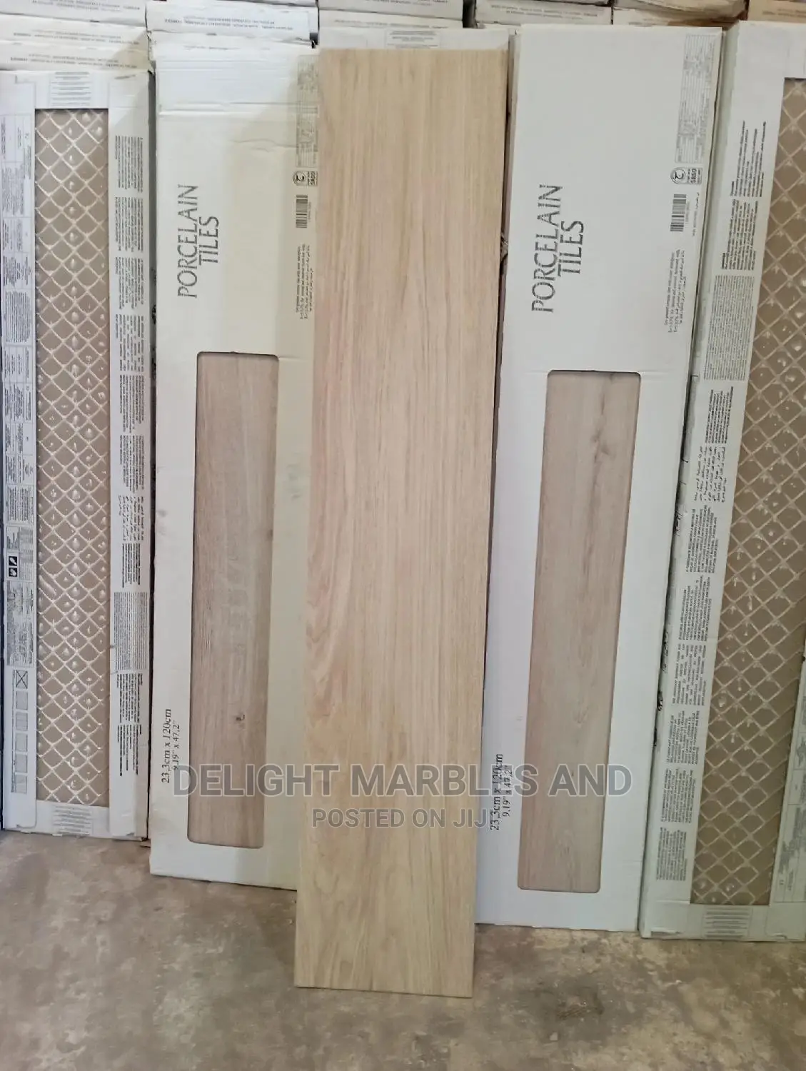 Quality 25 by 60 Glazed Marble Spanish Wall / Floor Tiles.