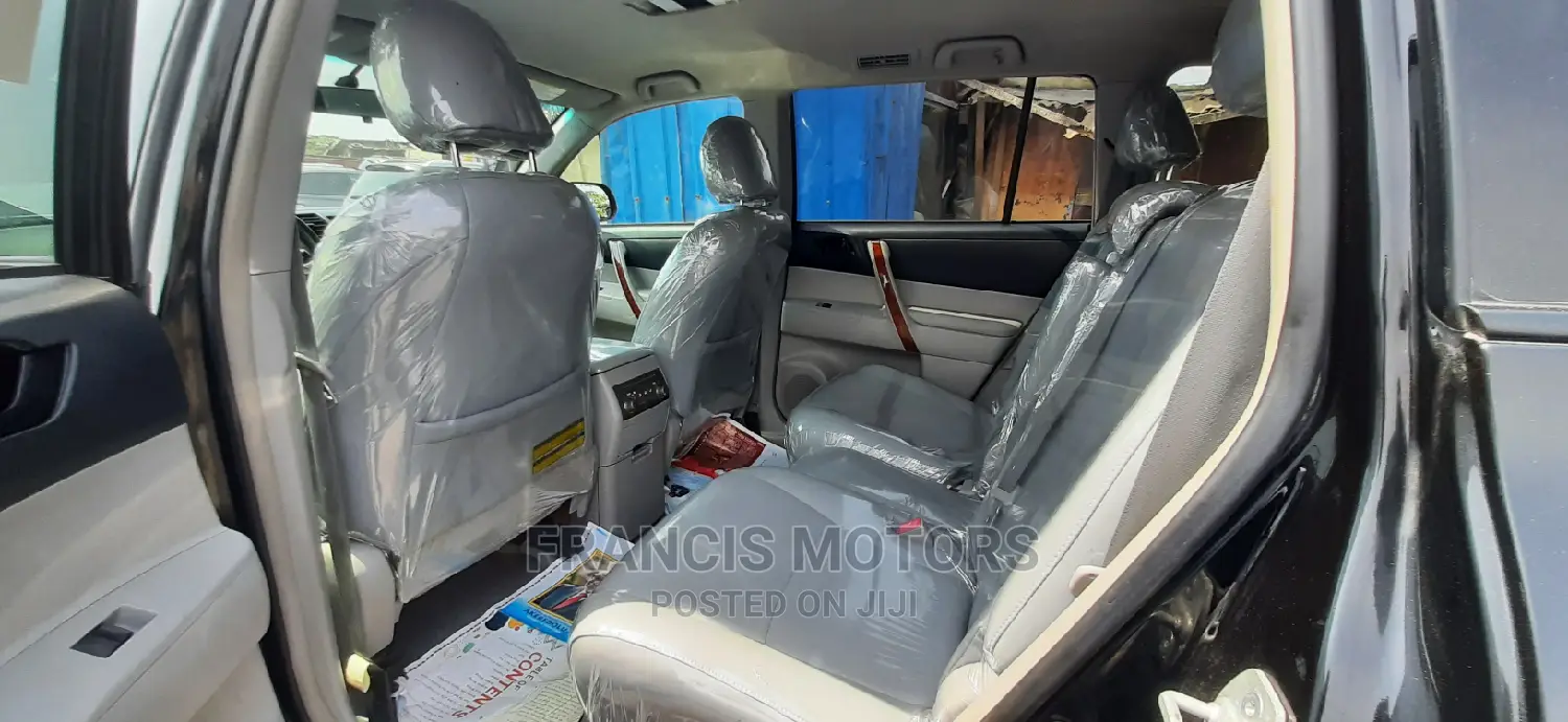 Toyota Highlander Limited 2010 Black