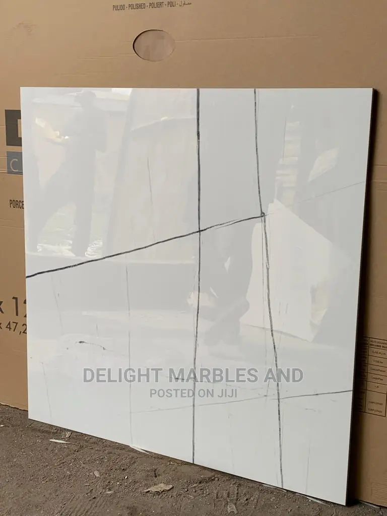Quality 160 by 80 Spanish Ceramic Glazed Floor / Wall Tiles.
