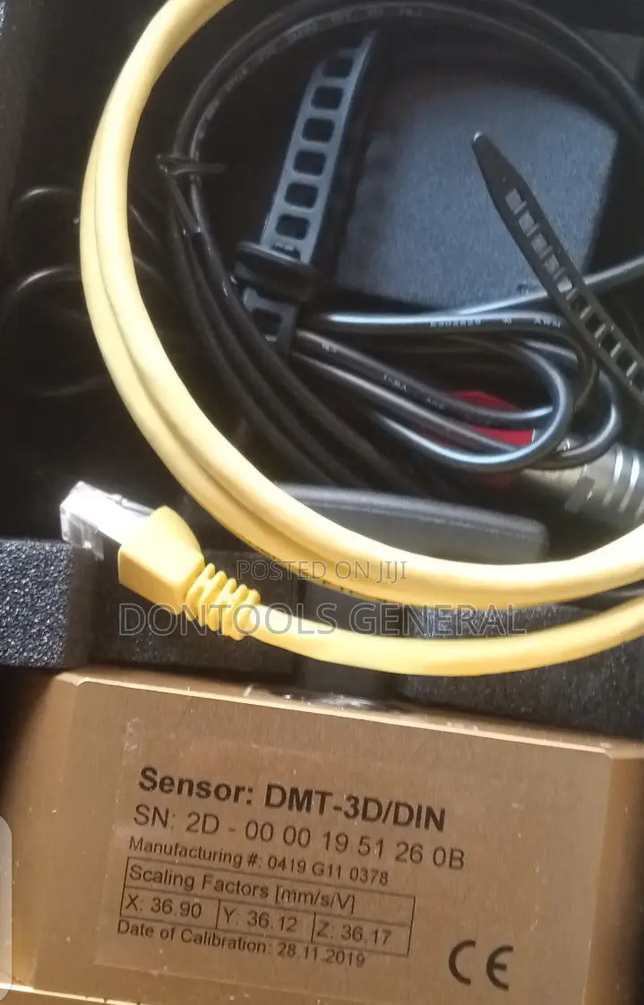 SUMMIT M Vipa Vibration Monitoring Seismograph